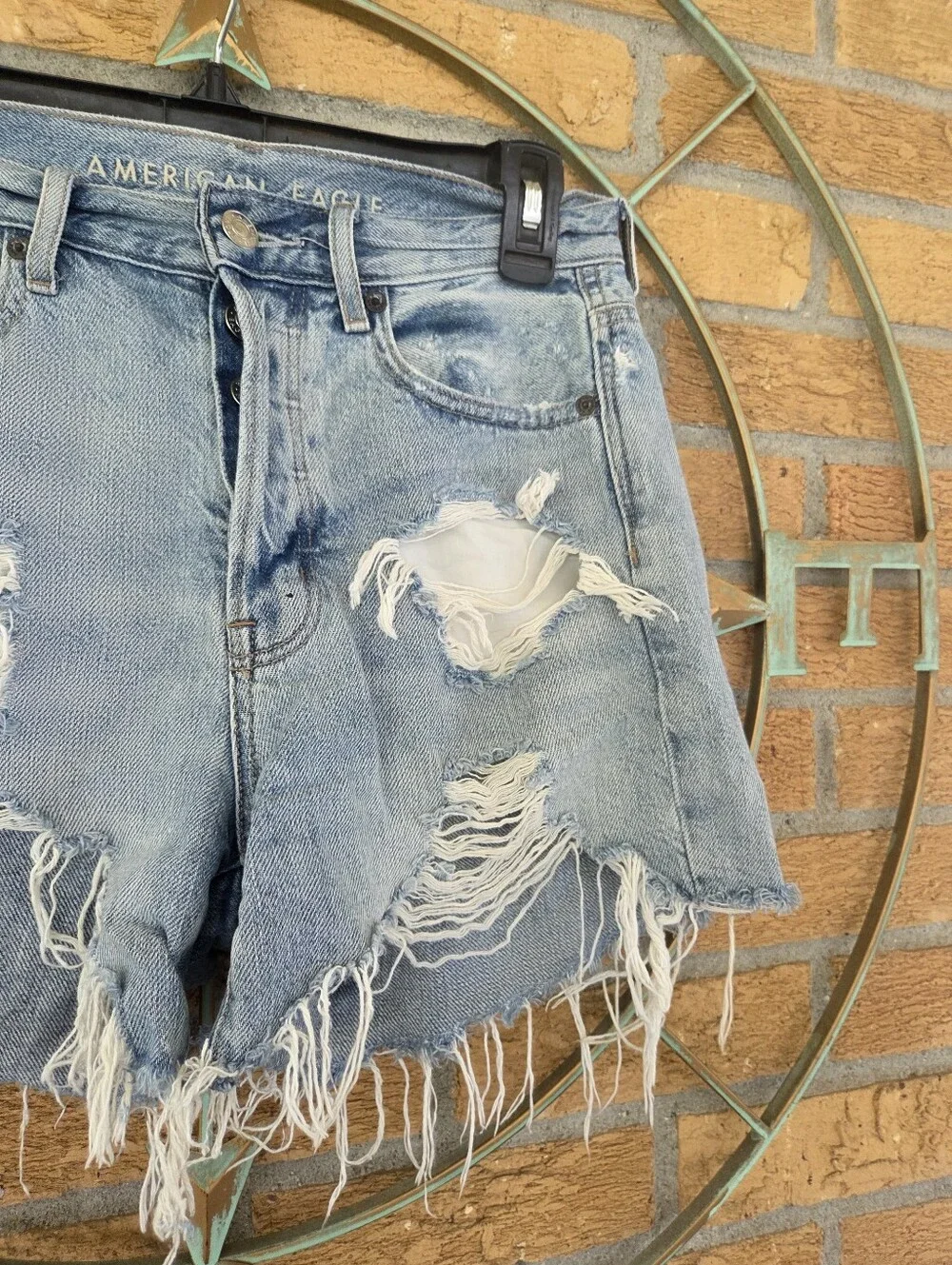 American Eagle 90's Boyfriend Distressed Button Fly Baggy Denim Shorts Size 2